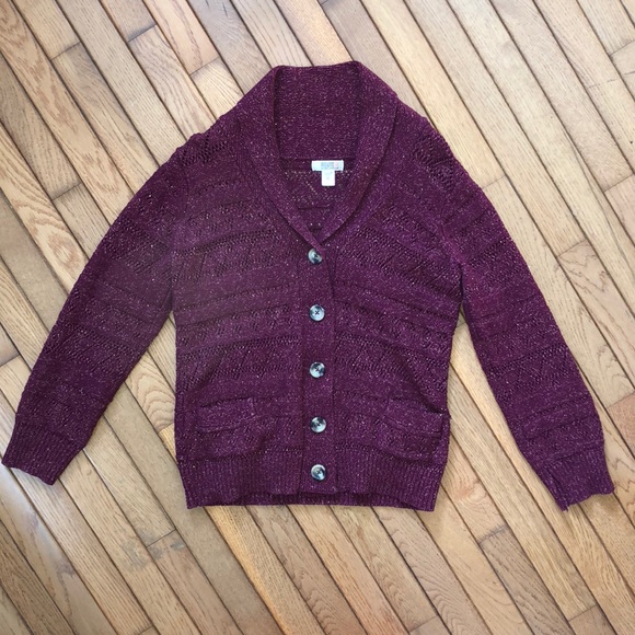 🌼✨️ Women's Burgundy Button Up Cardigan Sweater ✨️ - Picture 4 of 16